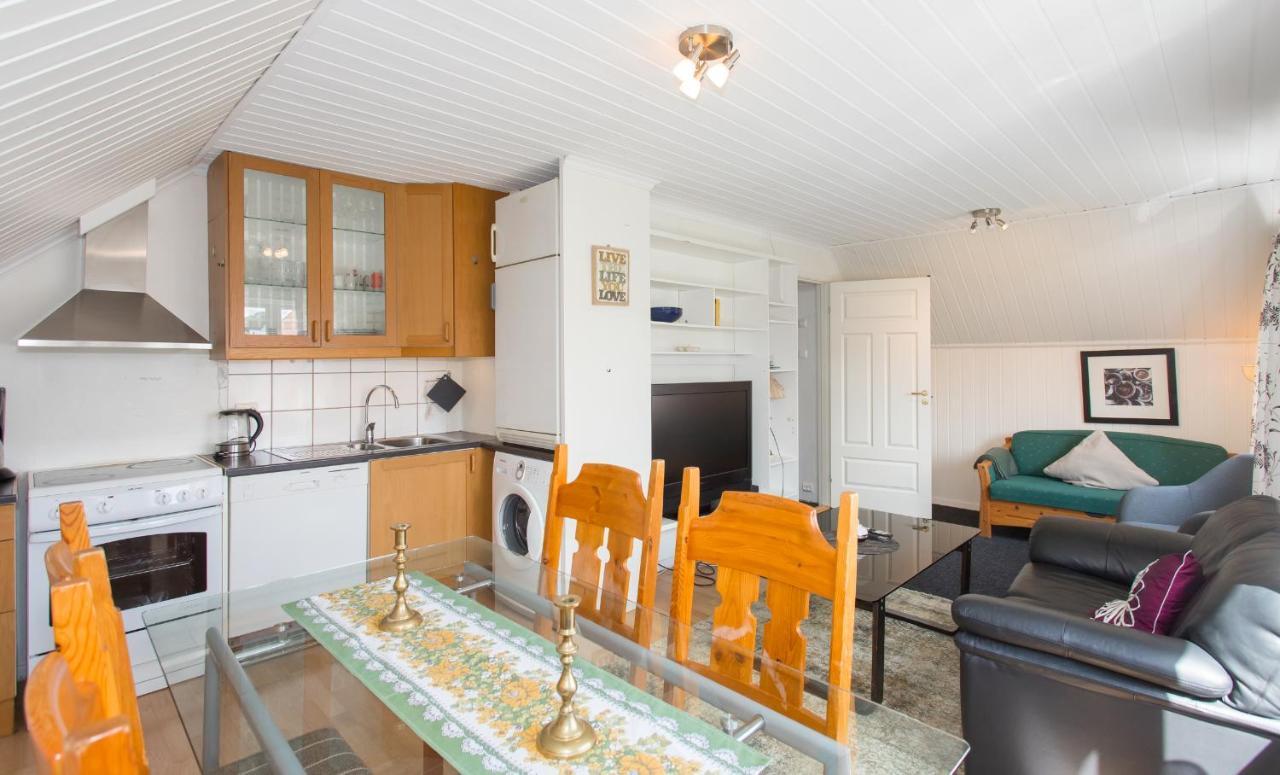 Mandal Apartment Mit Moeglichkeit Ein Boot Zu Benutzen Und Angeln 外观 照片
