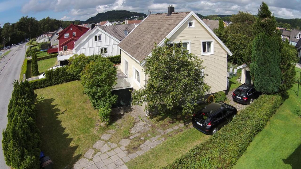 Mandal Apartment Mit Moeglichkeit Ein Boot Zu Benutzen Und Angeln 外观 照片