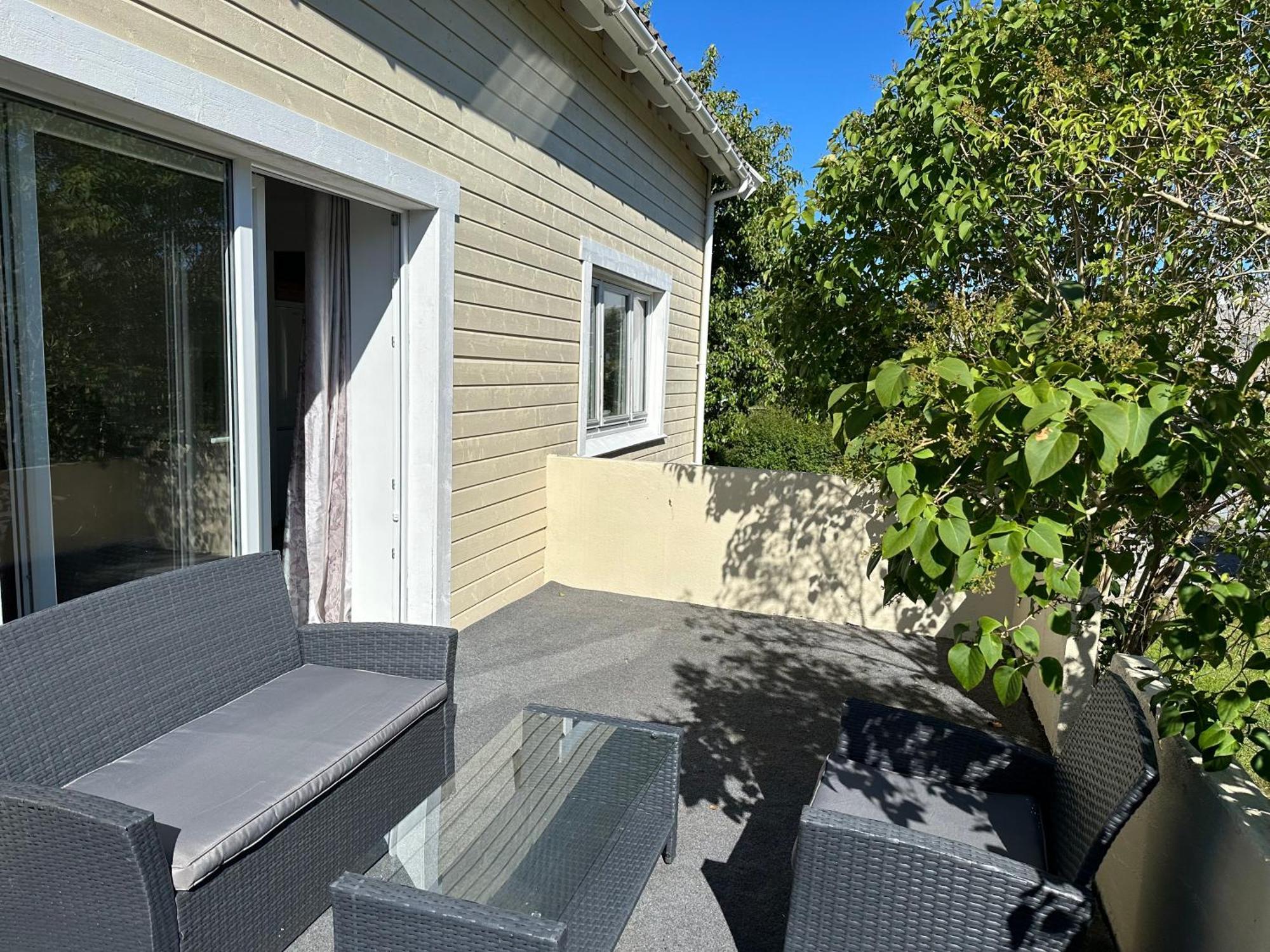 Mandal Apartment Mit Moeglichkeit Ein Boot Zu Benutzen Und Angeln 外观 照片